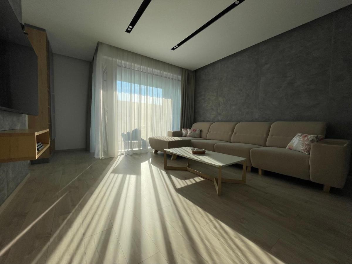 Greenbay Apartment With Free Parking Trenčín Εξωτερικό φωτογραφία