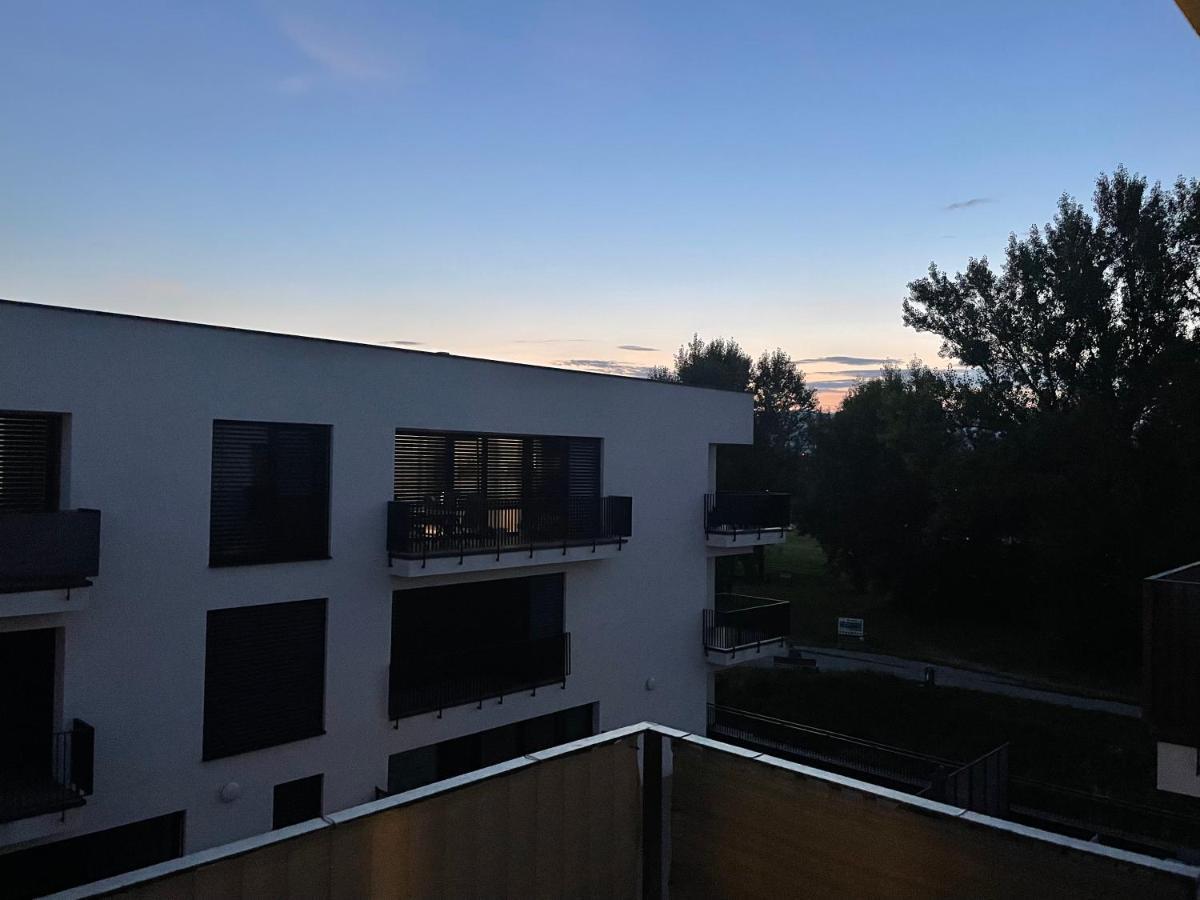 Greenbay Apartment With Free Parking Trenčín Εξωτερικό φωτογραφία