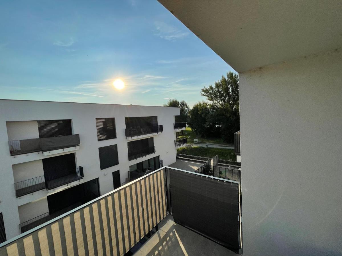 Greenbay Apartment With Free Parking Trenčín Εξωτερικό φωτογραφία