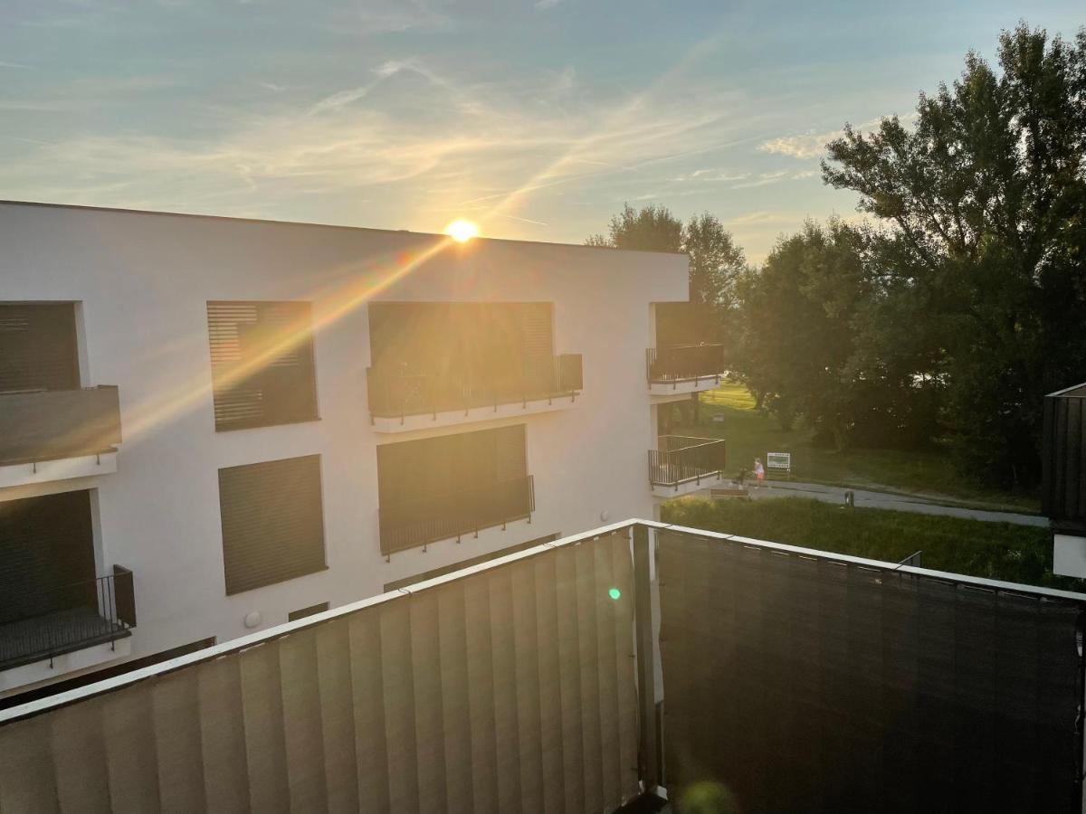 Greenbay Apartment With Free Parking Trenčín Εξωτερικό φωτογραφία